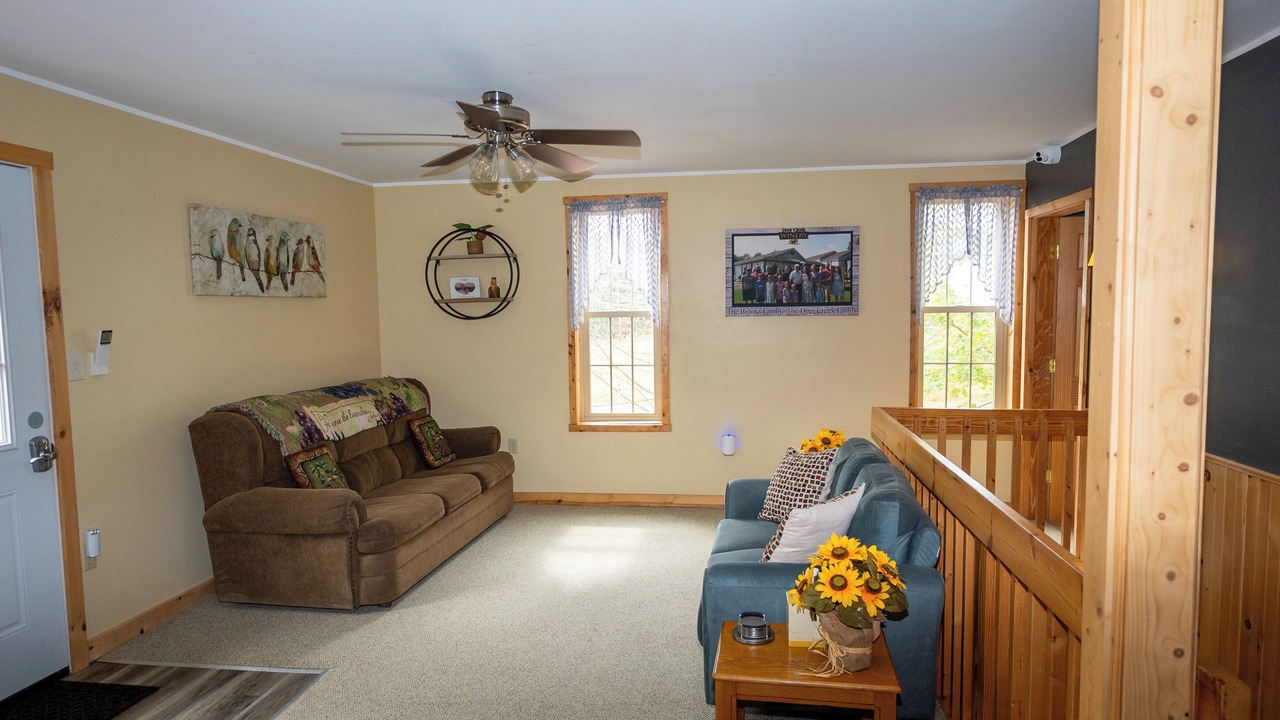 Photo of Livingroom in Shippenville