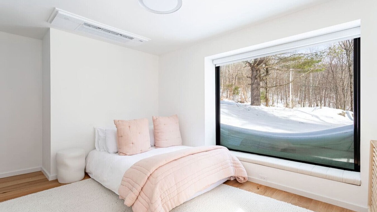 Photo of Bedroom in Town of Denning