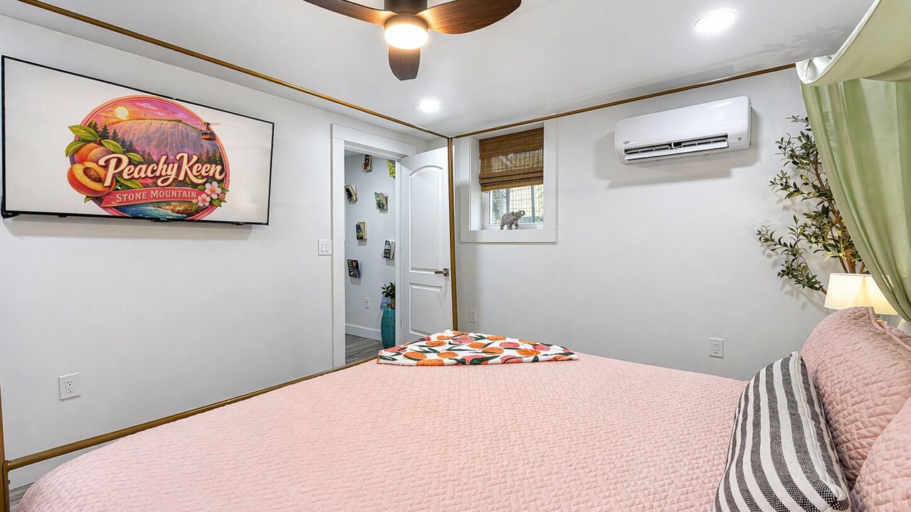 Photo of Bedroom in Stone Mountain