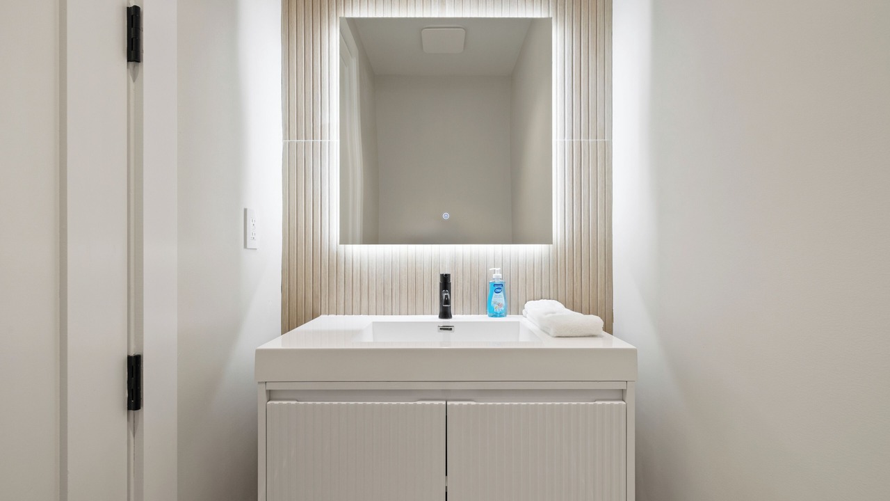Photo of Bathroom in Woodridge