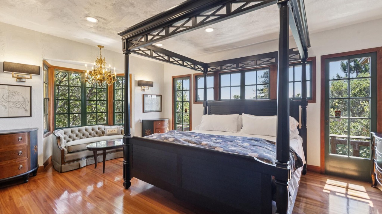 Photo of Bedroom in Thousand Oaks