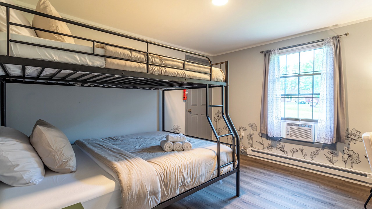 Photo of Bedroom in Loch Sheldrake