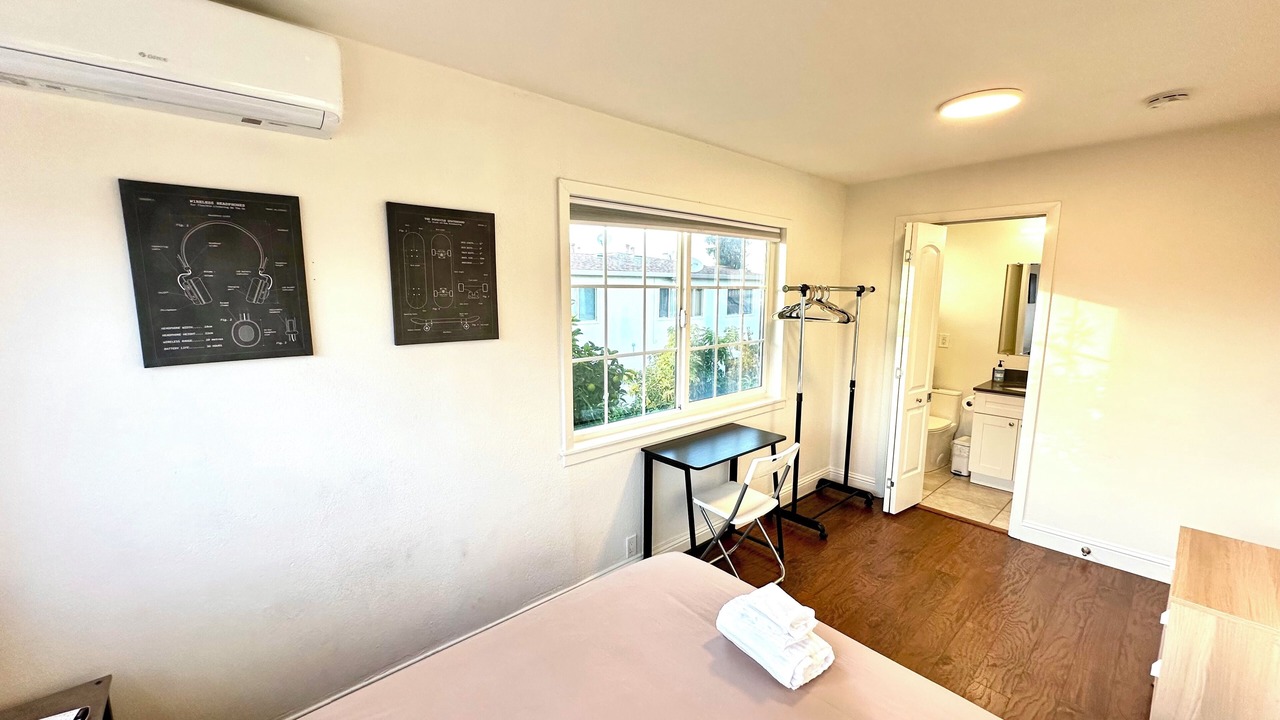 Photo of Bedroom in South Fair Oaks