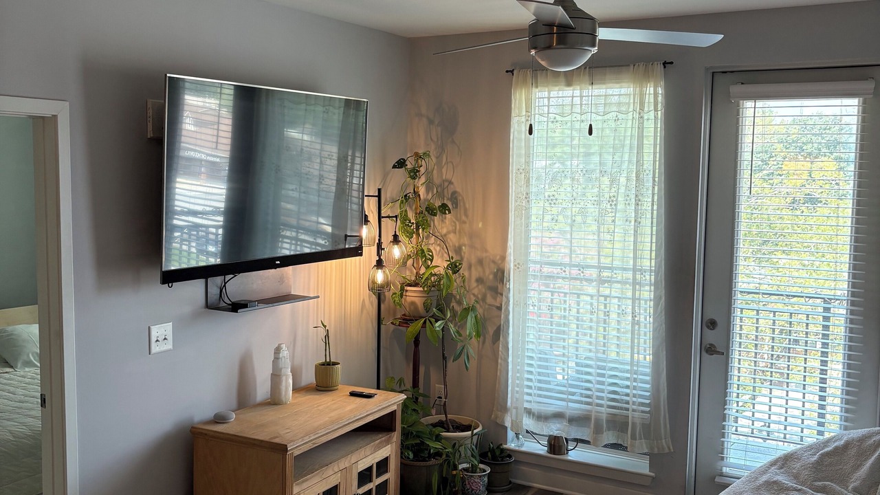 Photo of Bedroom in Sandy Springs