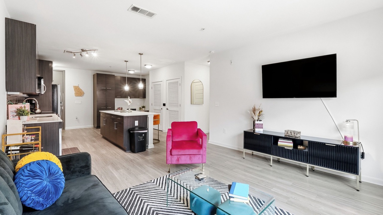 Photo of Livingroom in Inman Park