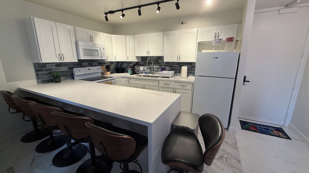Photo of Kitchen in Waikiki