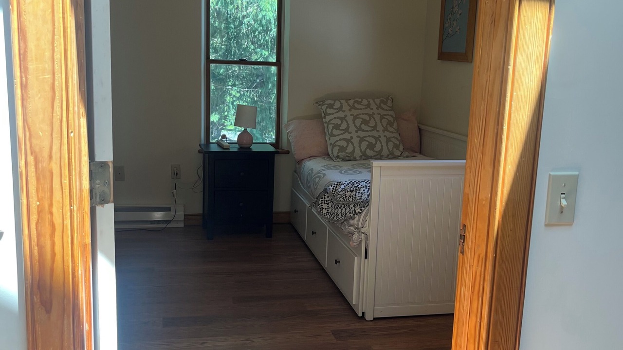 Photo of Bedroom in Gardiner