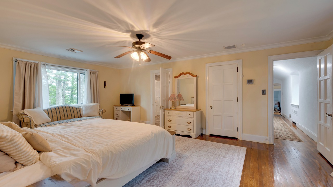 Photo of Bedroom in Sybertsville