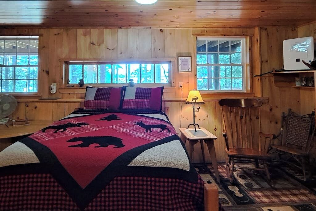 Photo of Bedroom in Beaver Cove