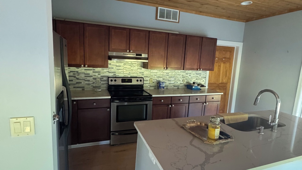 Photo of Kitchen in Kauneonga Lake