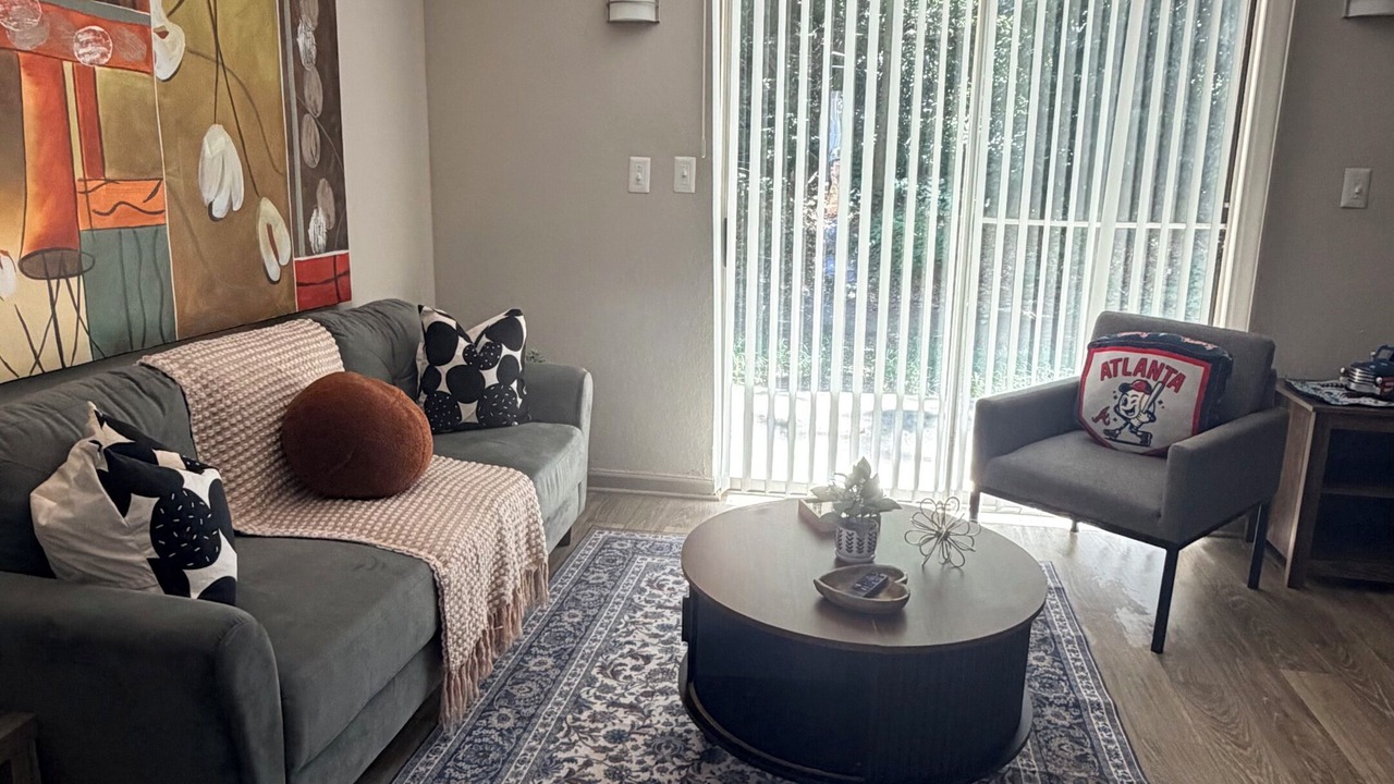 Photo of Livingroom in Smyrna