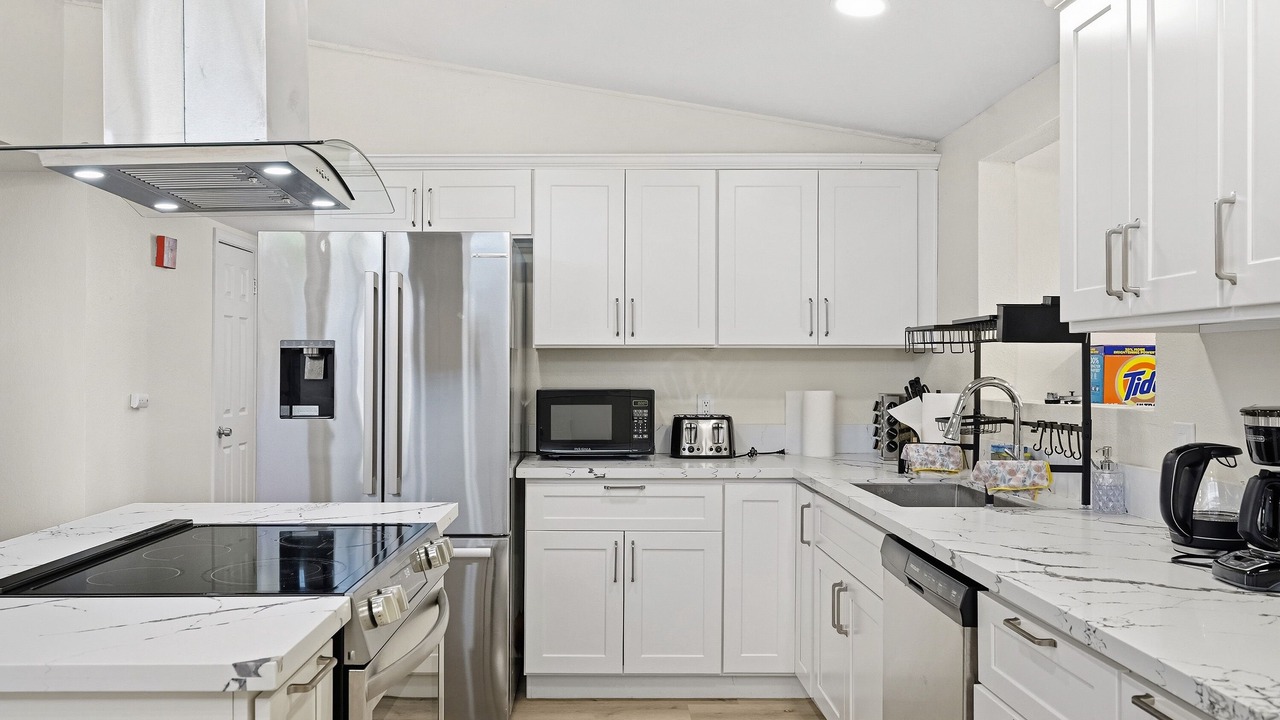 Photo of Kitchen in Tennyson - Alquire