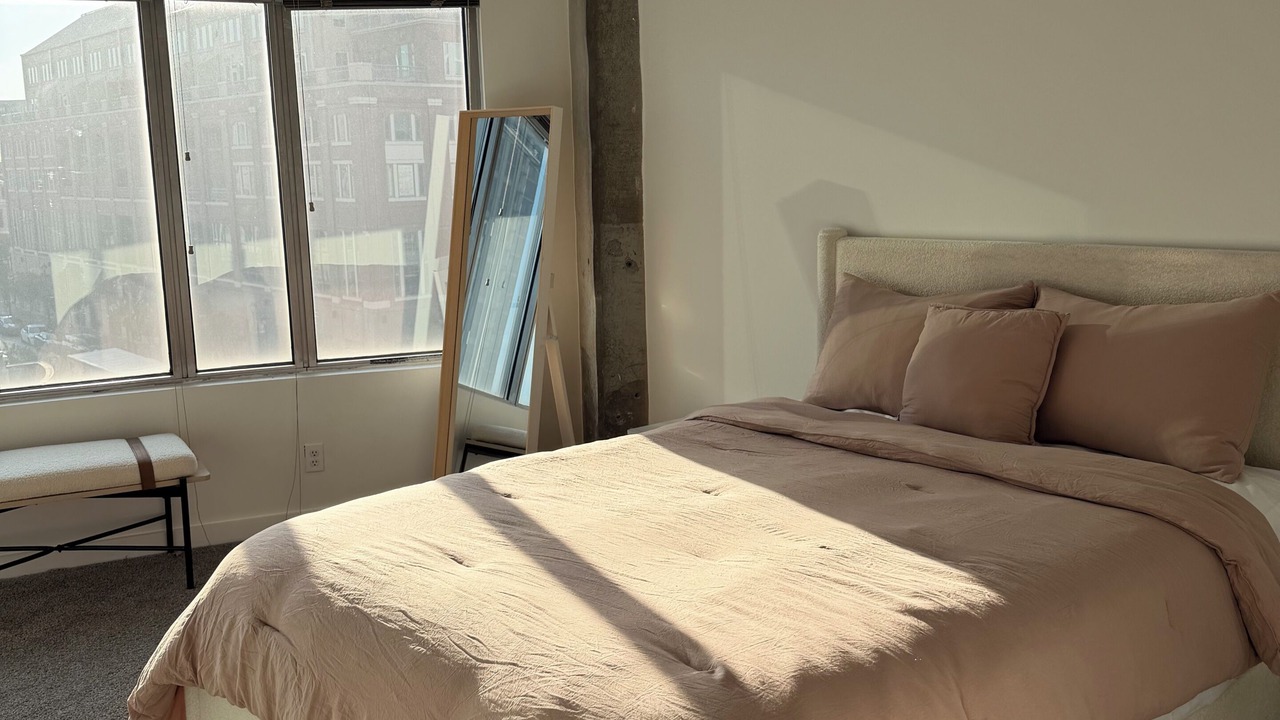 Photo of Bedroom in Atlantic Station Area