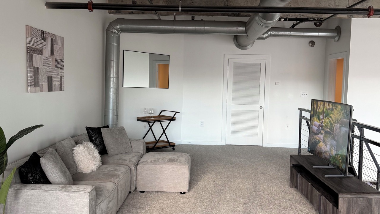 Photo of Livingroom in Atlantic Station Area