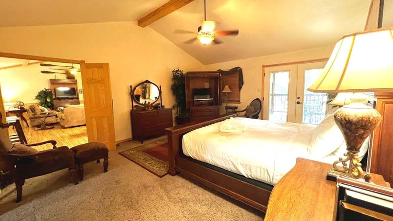 Photo of Bedroom in Mount Ida