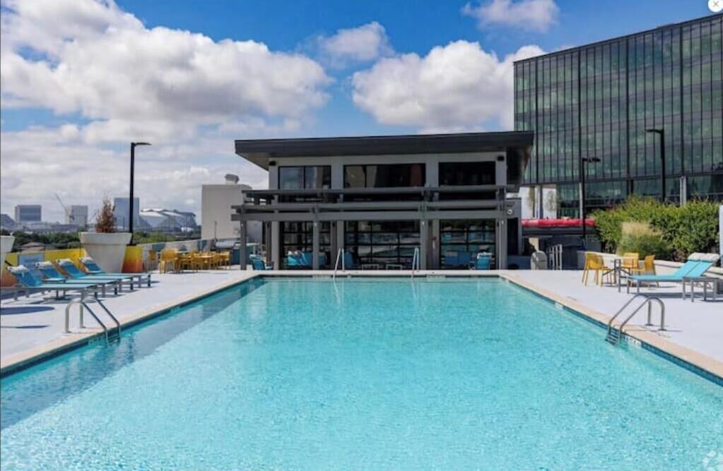 Photo of Outdoor in Westside