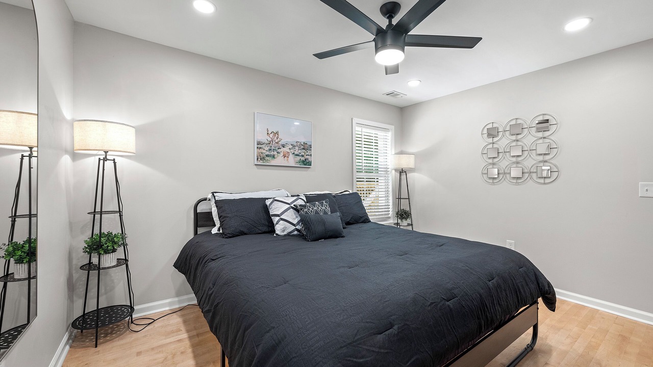 Photo of Bedroom in East Point