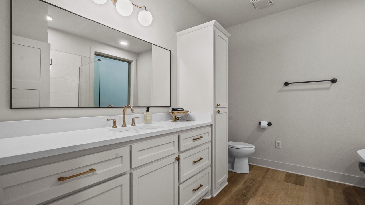 Photo of Bathroom in Mount Ida