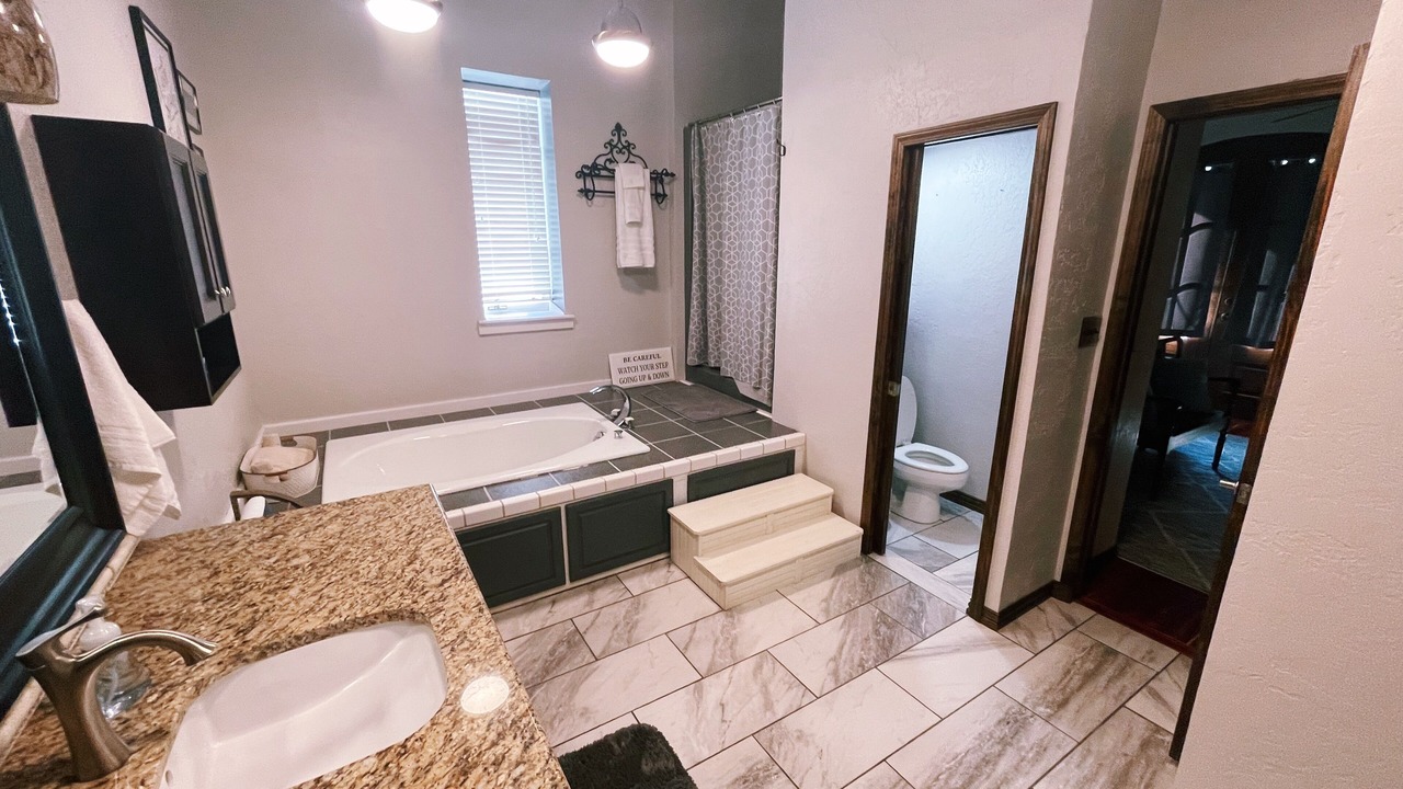 Photo of Bathroom in Van Buren