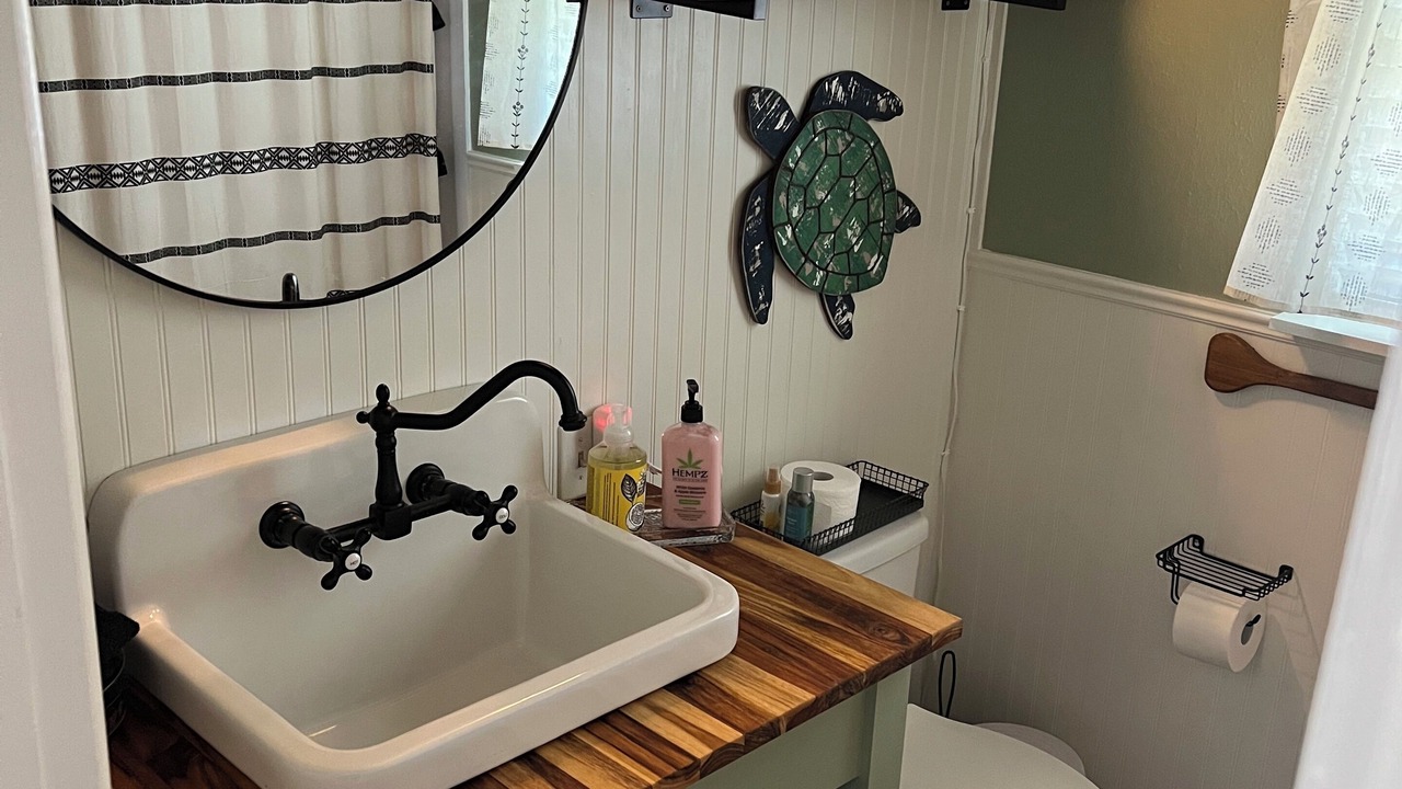 Photo of Bathroom in Mid America