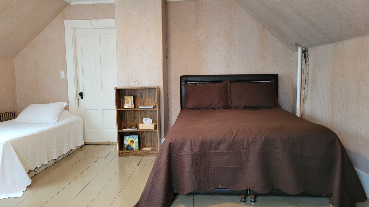 Photo of Bedroom in Newport