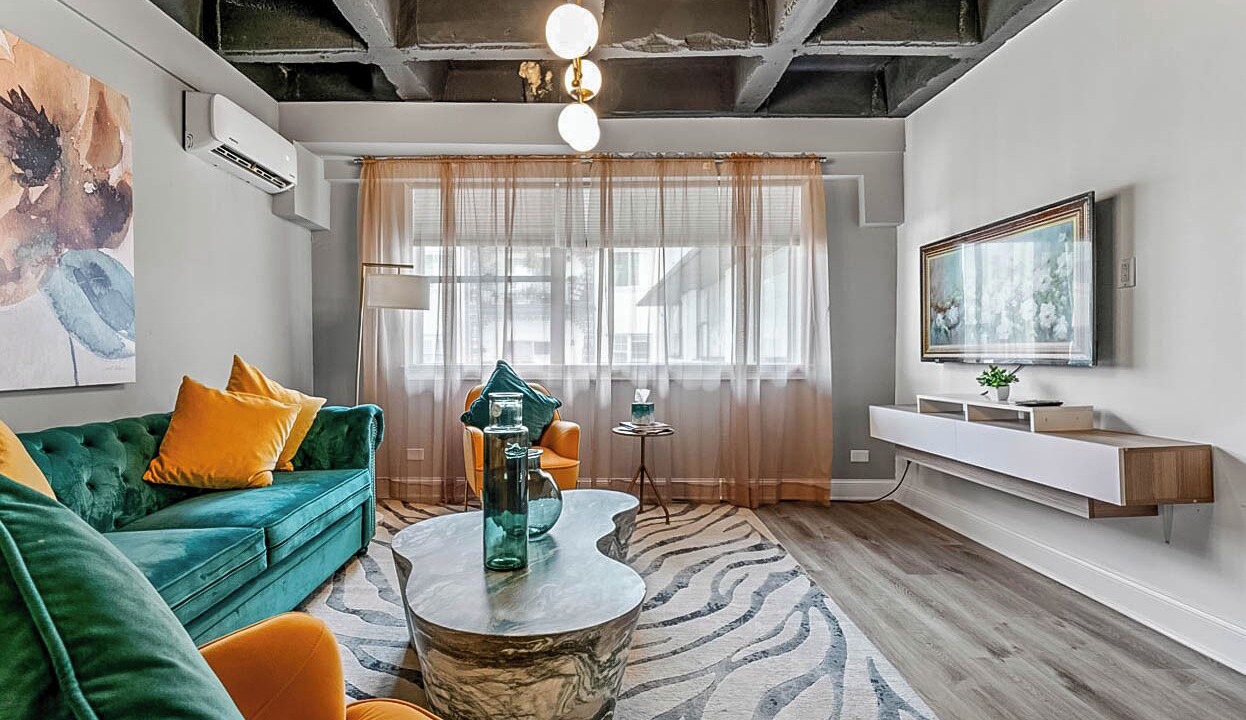 Photo of Livingroom in Brookhaven