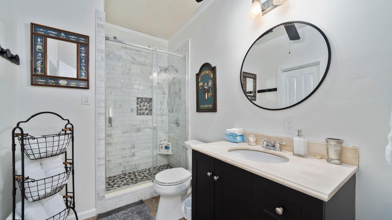 Photo of Bathroom in Rockwell