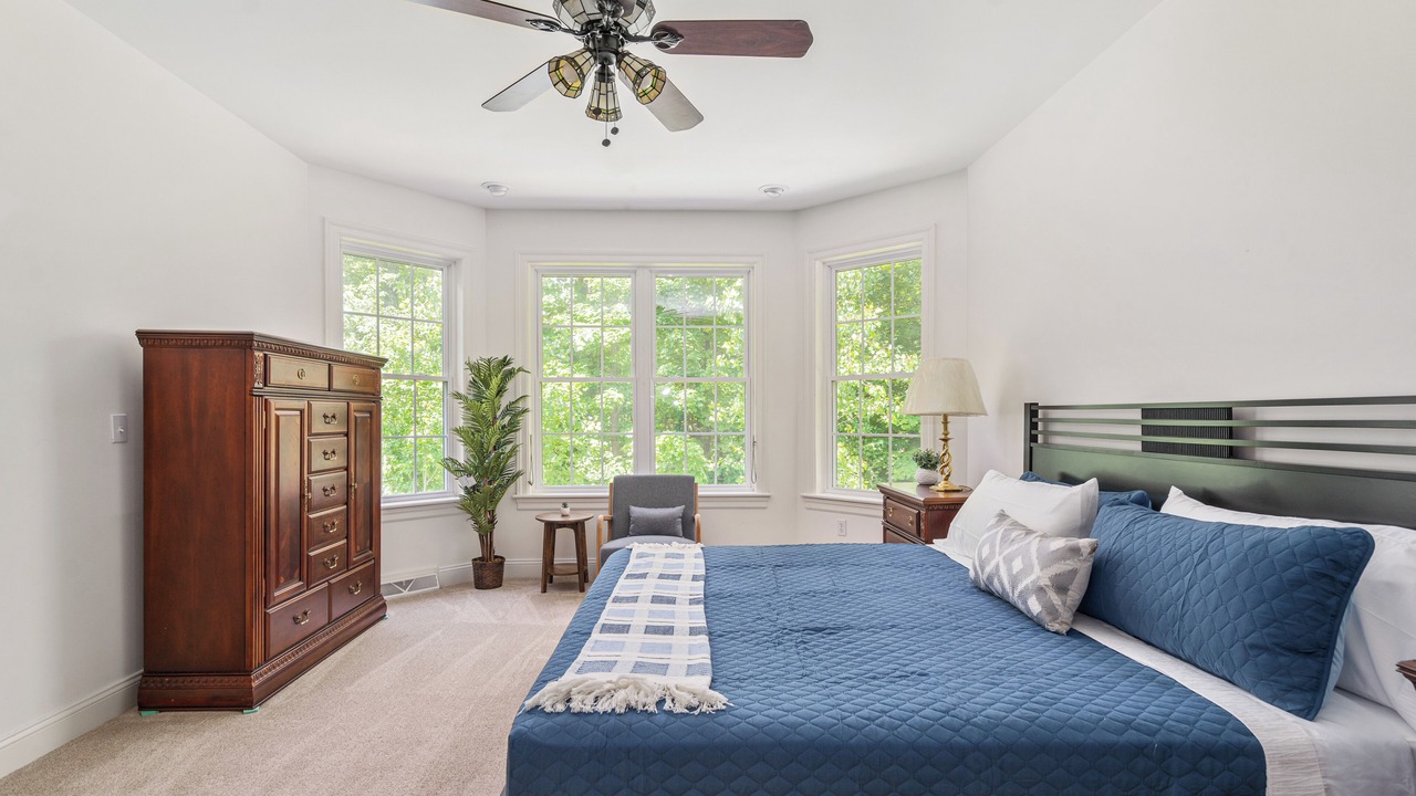 Photo of Bedroom in Saratoga Springs