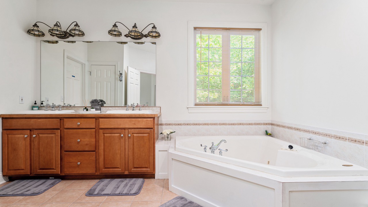Photo of Bathroom in Saratoga Springs