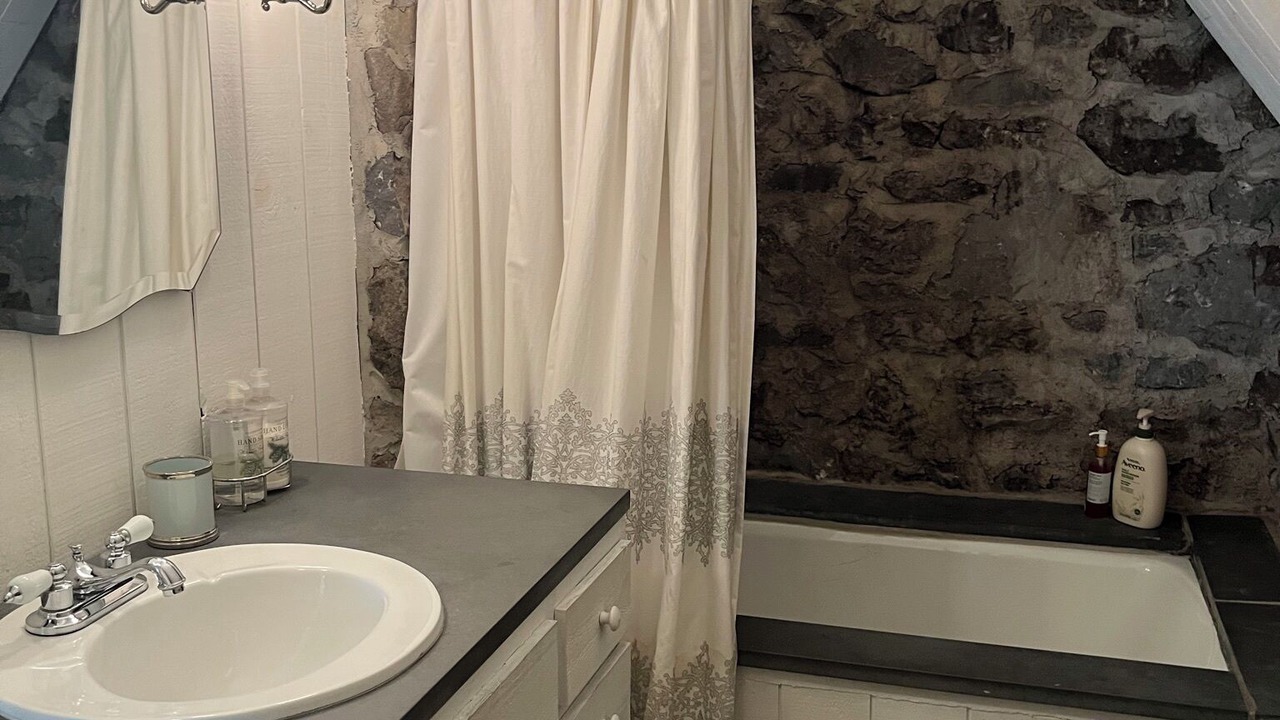 Photo of Bathroom in Saratoga Springs