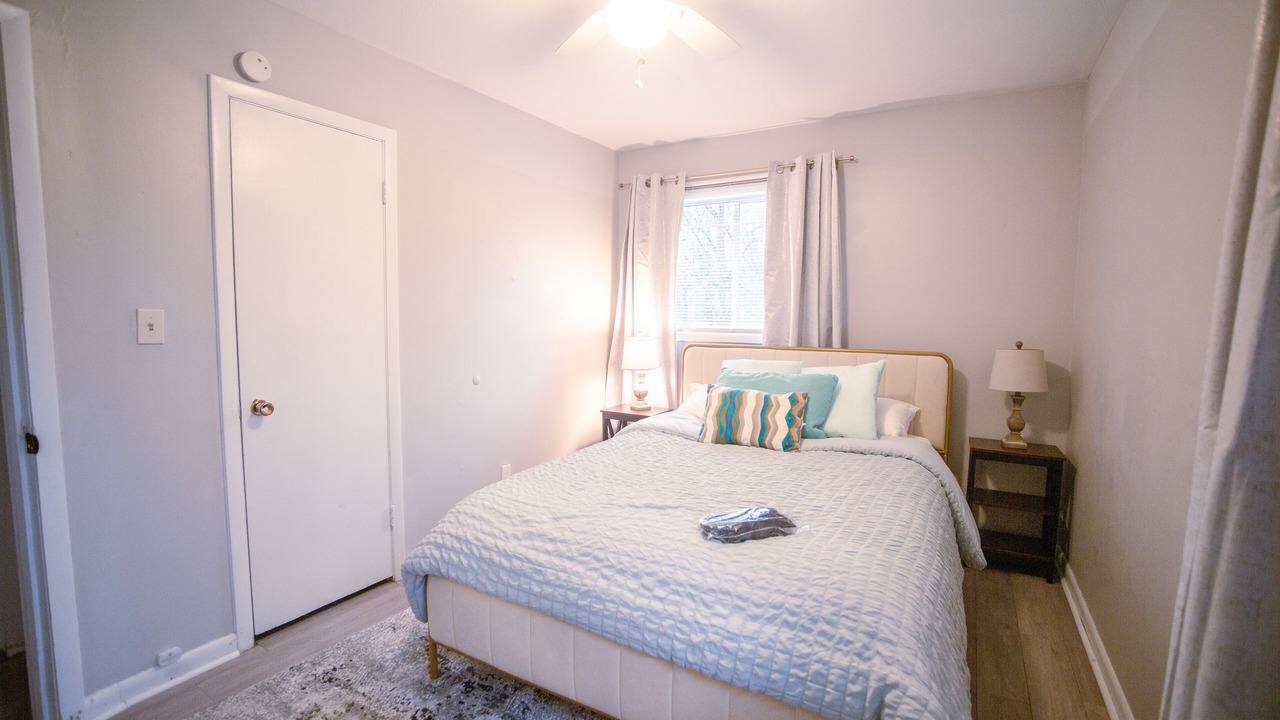 Photo of Bedroom in East Point