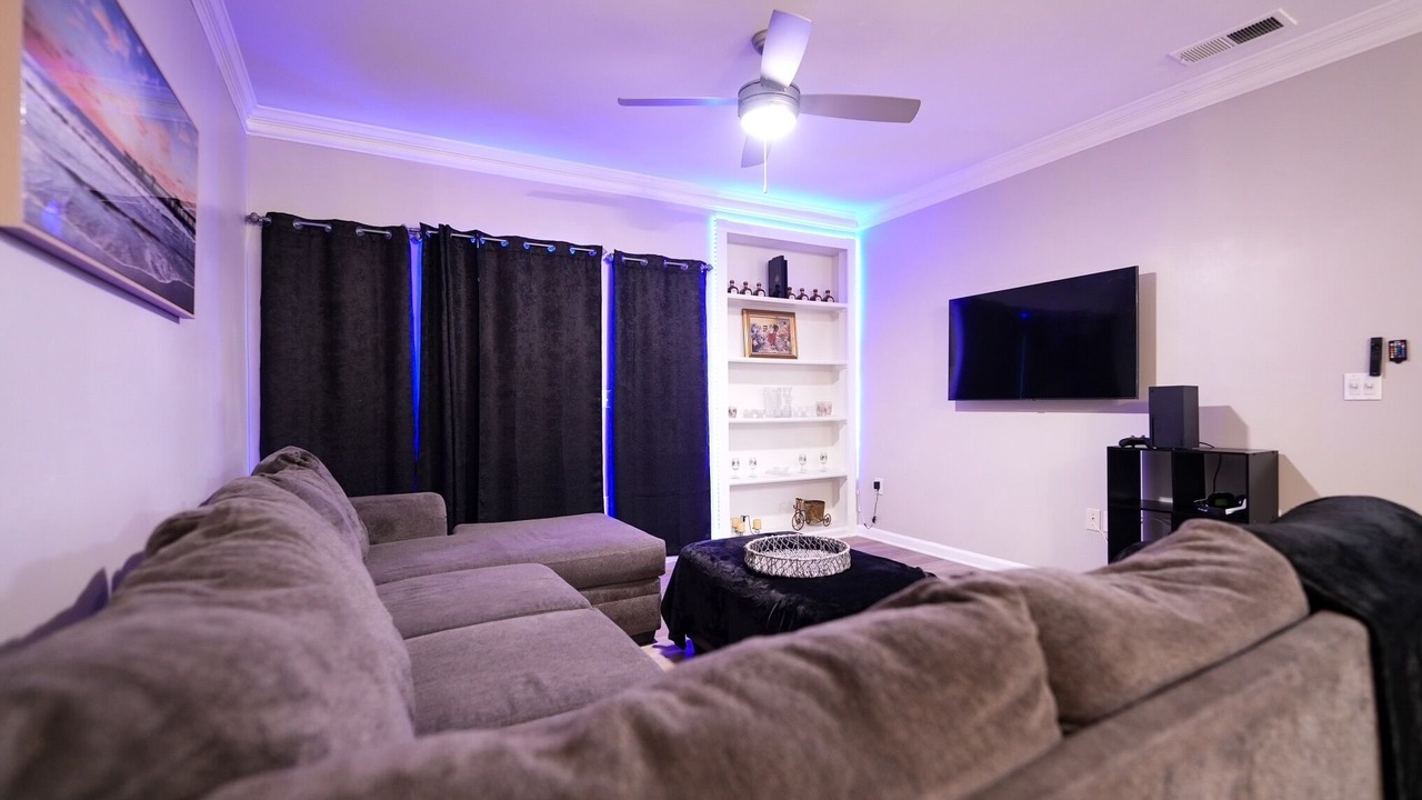 Photo of Livingroom in Lindridge-Martin Manor