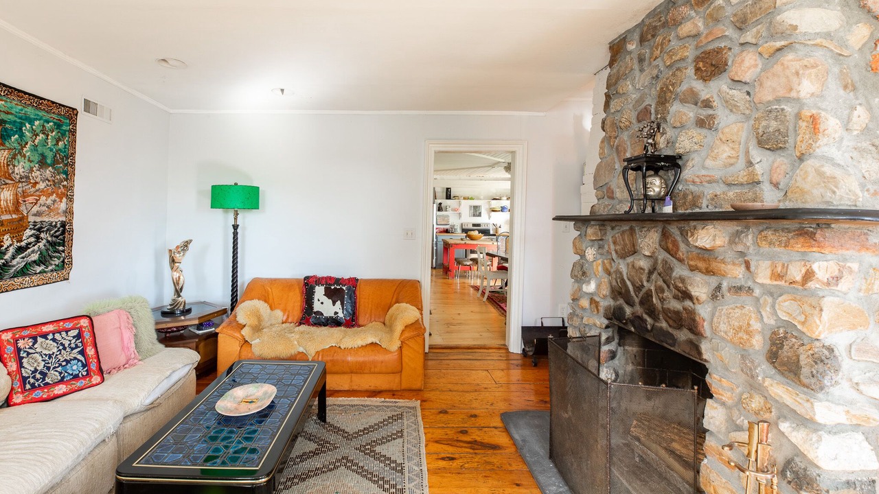 Photo of Livingroom in Durham