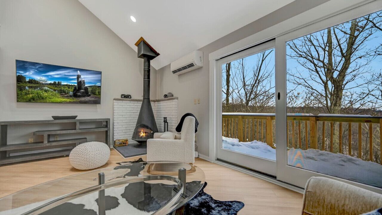 Photo of Livingroom in Village at Camelback