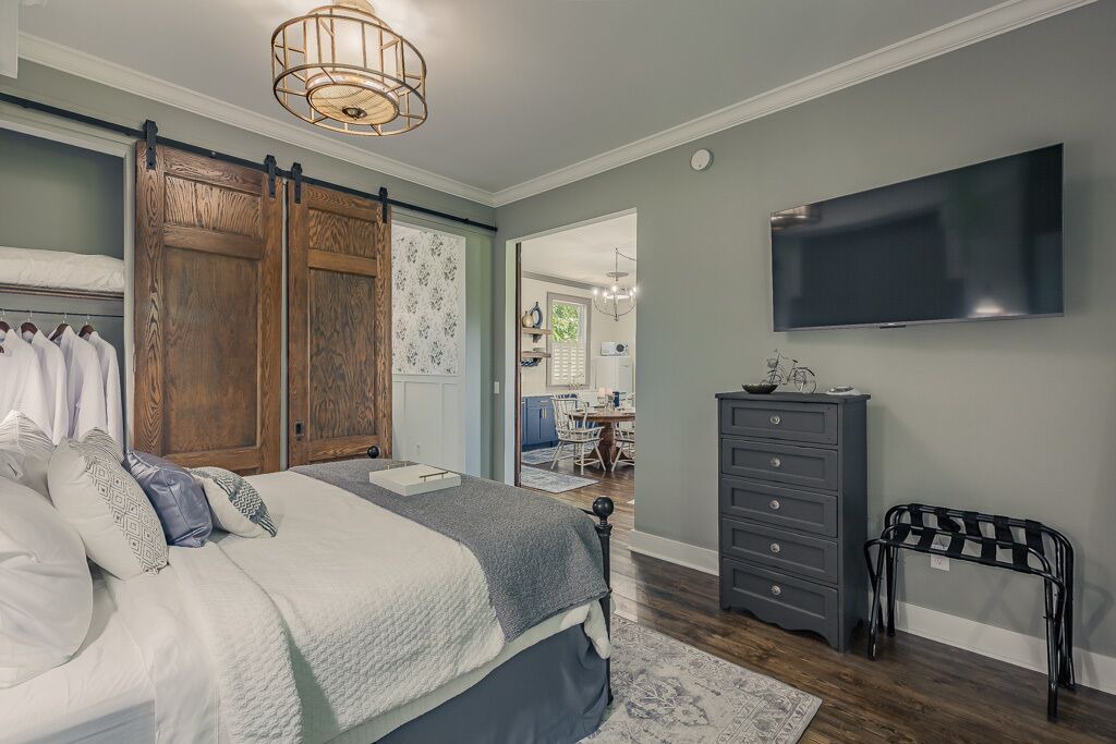 Photo of Bedroom in Cranesville