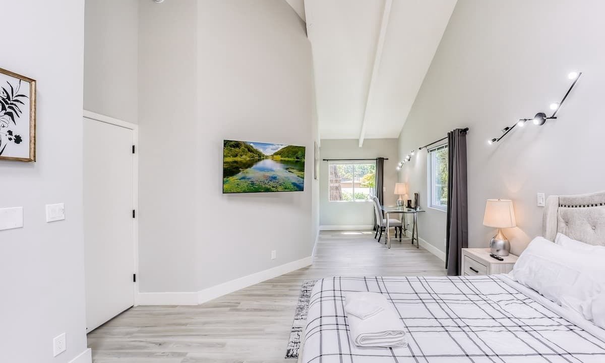 Photo of Bedroom in Menlo Park