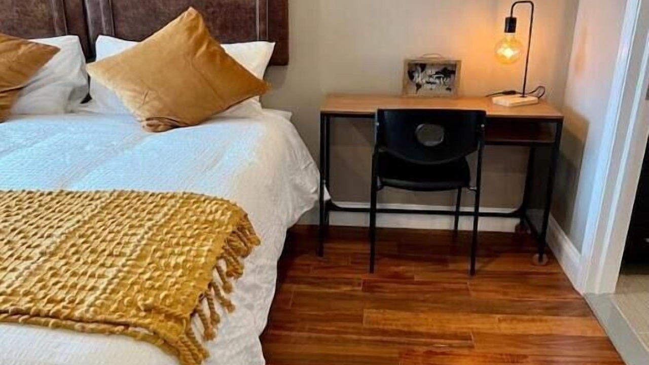 Photo of Bedroom in Logan Square