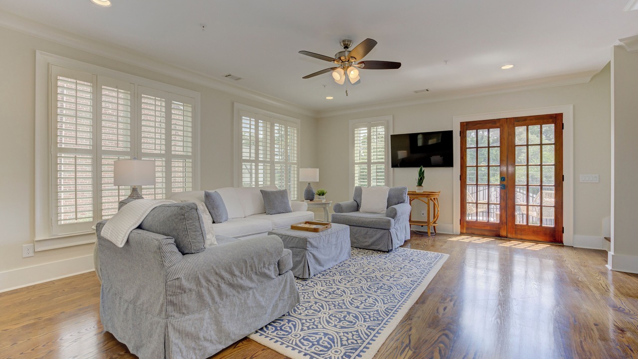 Photo of Livingroom in Garden Hills