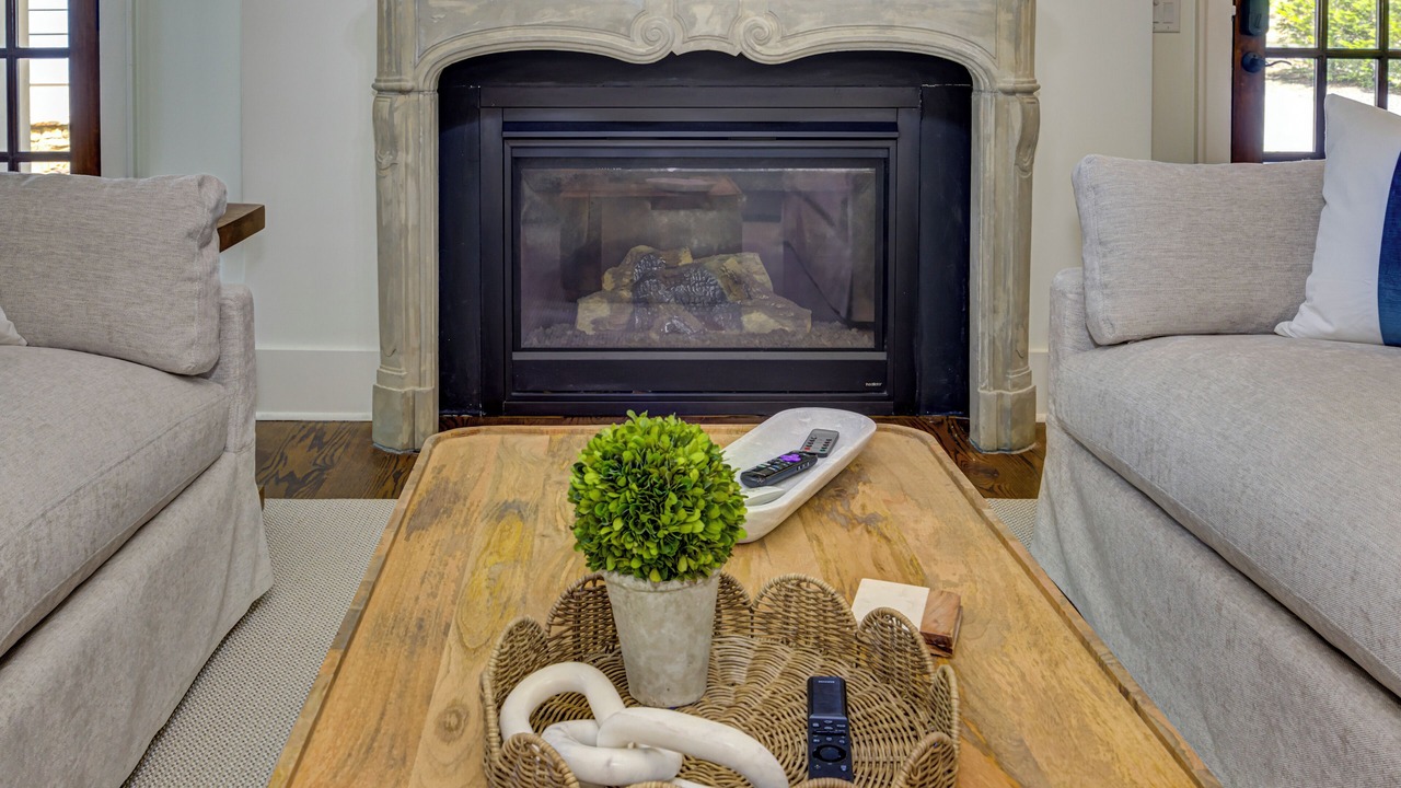 Photo of Livingroom in Garden Hills