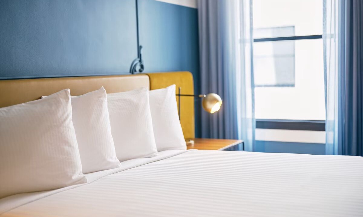Photo of Bedroom in Theater District