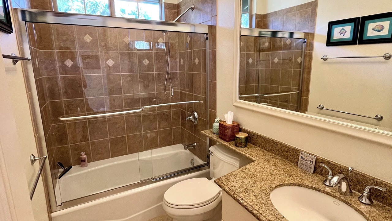 Photo of Bathroom in Kulalani