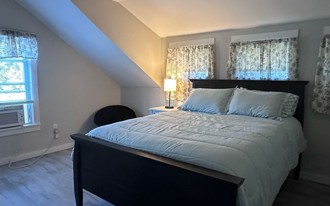 Photo of Bedroom in Glens Falls