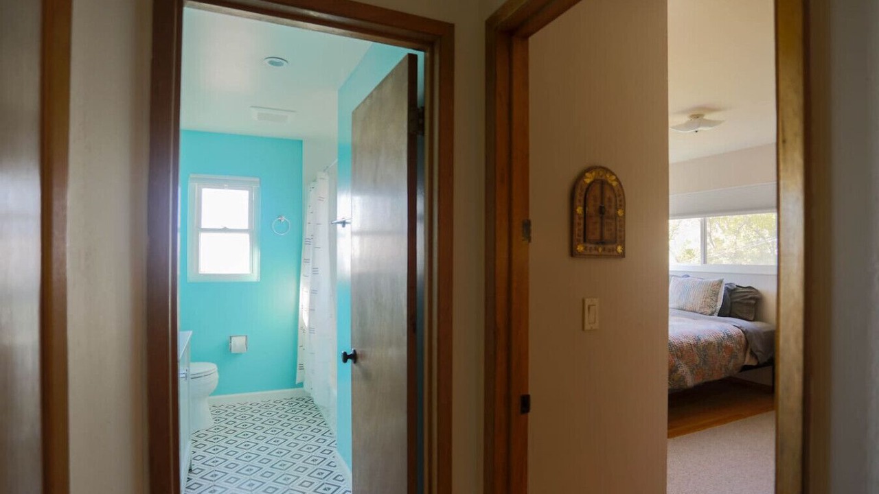 Photo of Bedroom in Redwood Heights