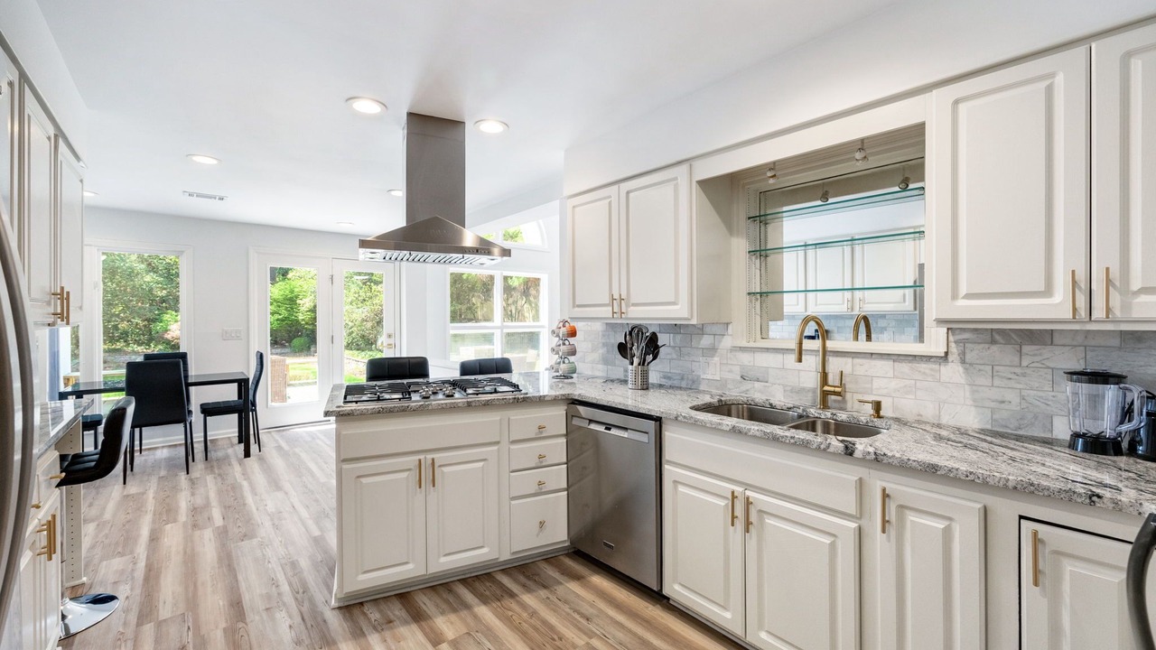 Photo of Kitchen in Mount Paran - Northside