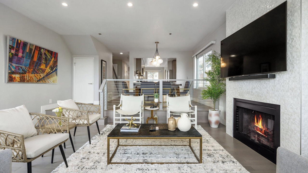 Photo of Livingroom in Serramonte