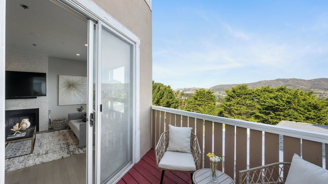 Photo of Patio Balcony in Serramonte