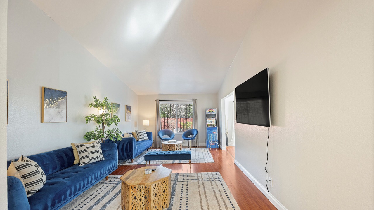 Photo of Livingroom in Union City