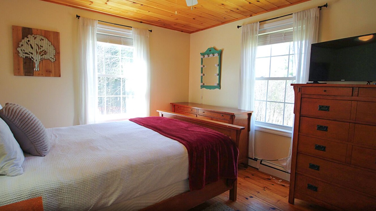Photo of Bedroom in Rangeley