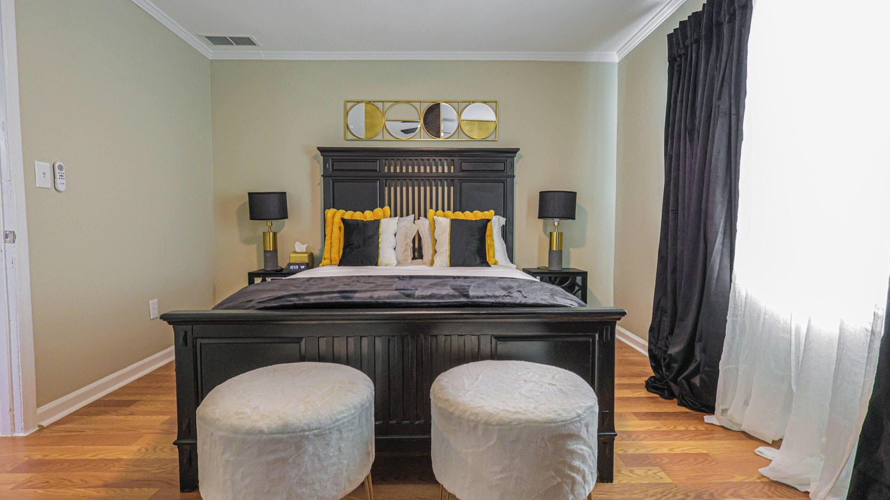 Photo of Bedroom in East Point