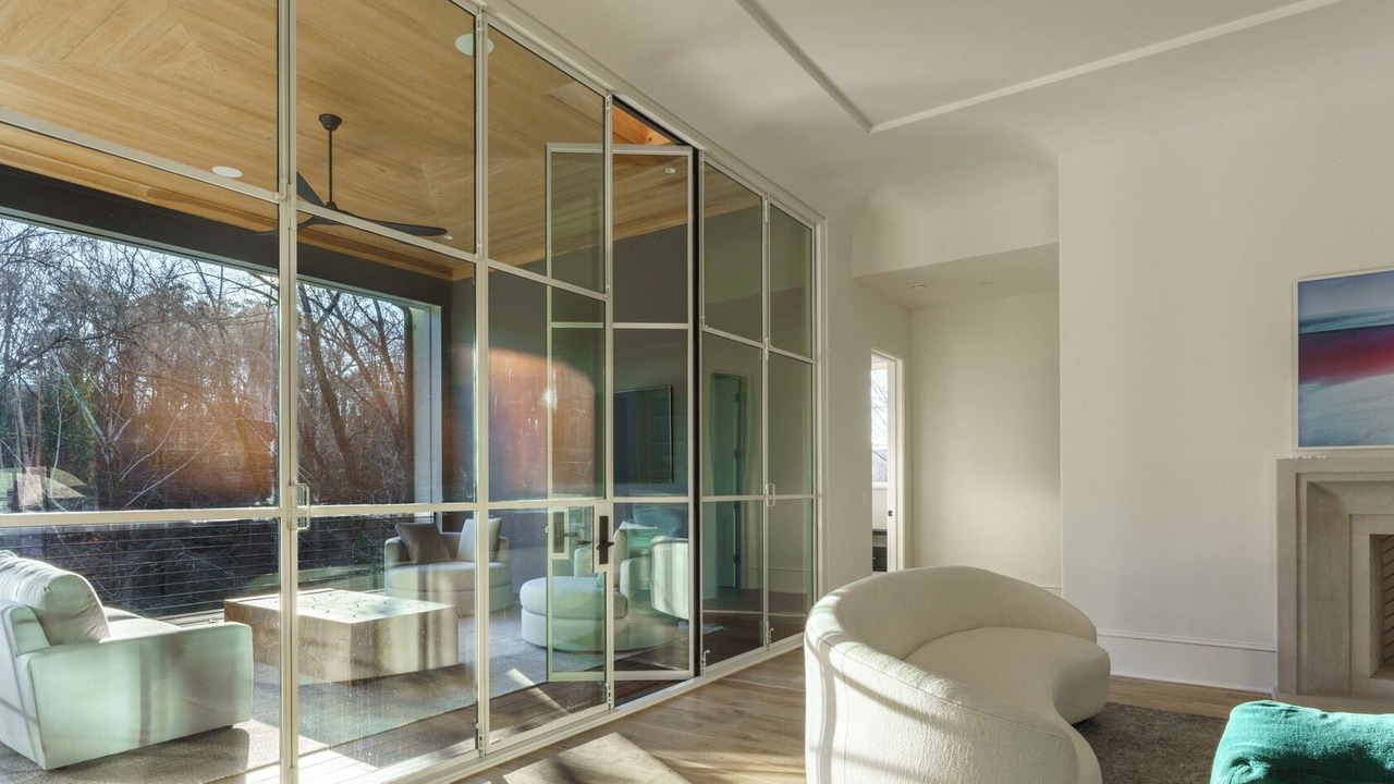 Photo of Livingroom in Tuxedo Park